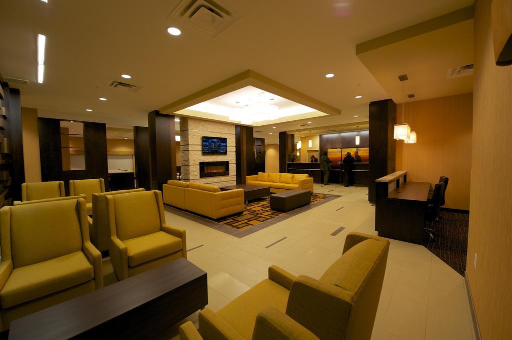Days Inn & Suites By Wyndham Winnipeg Airport Manitoba Exterior foto
